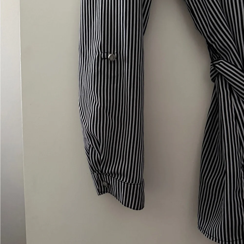 Notations Black White Striped Belted Blouse XL Roll Tab Sleeve - Picture 4 of 9